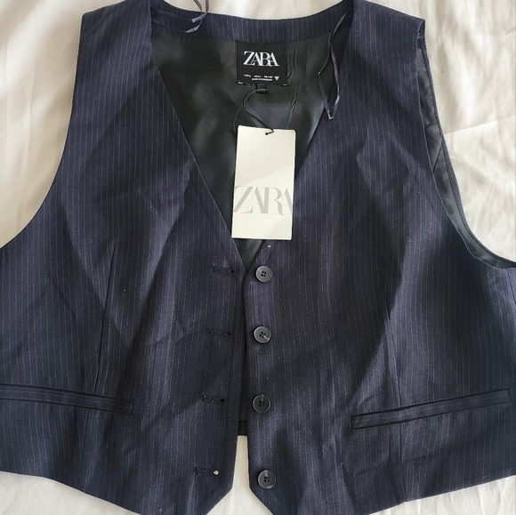 New Pinstripe Vest in Ink blue color, NWT - Picture 3 of 11
